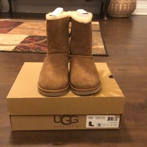 UGG Shoes - UGG Bailey Bow UGG Shoes - UGG Bailey Bow